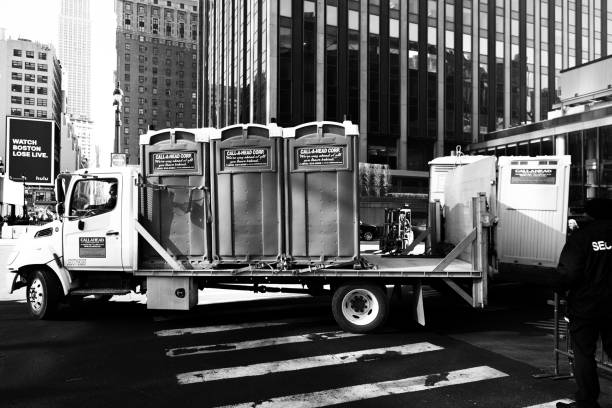 Best Portable toilet rental cost  in Kiel, WI